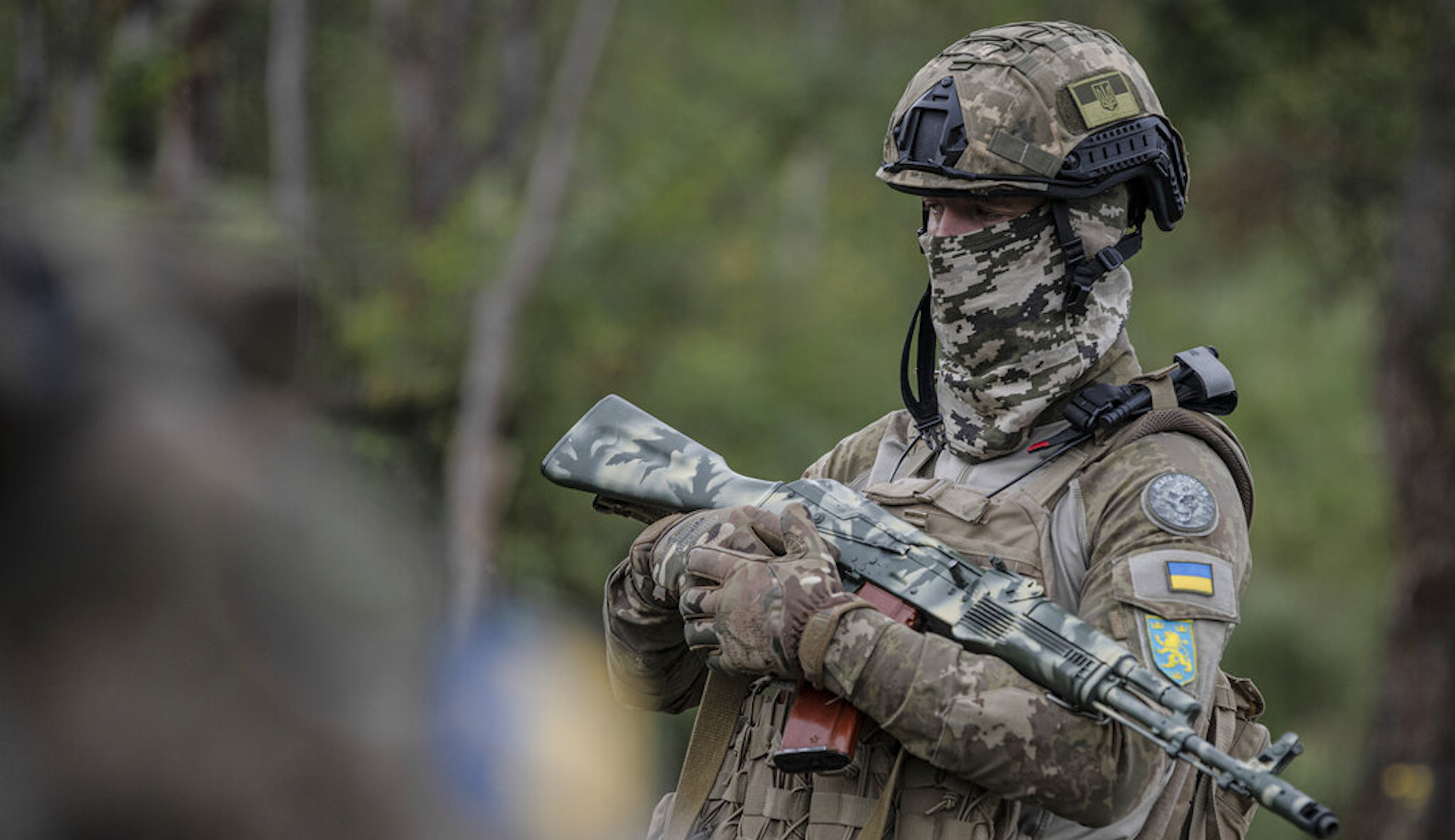 SEE IT: Ukrainians defend their homeland
