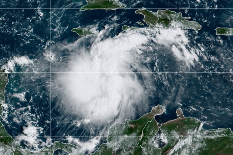 Hurricane Ian tracker: Potentially ‘life-threatening’ Category 1 storm on path toward Florida