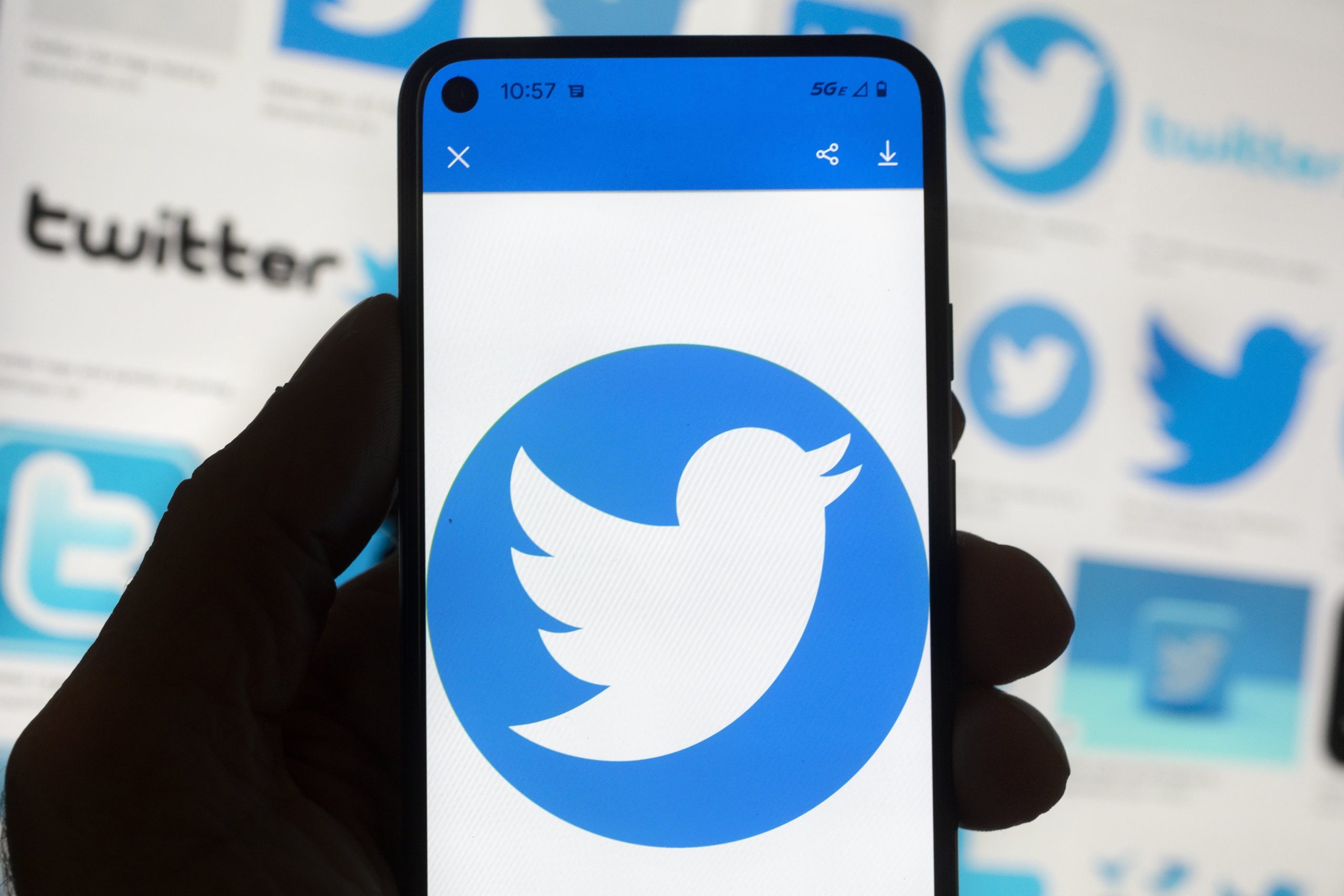 EU warns Elon Musk that Twitter faces ban over content moderation