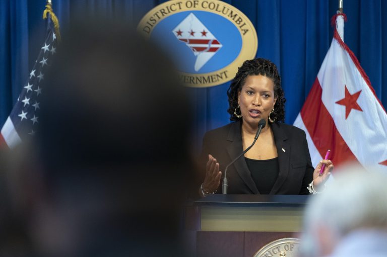 Mayor Bowser withdraws 911 call center nominee following rare city council rebuke