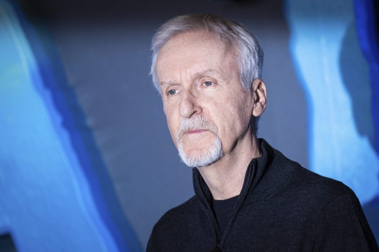 Director James Cameron.