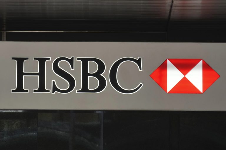 Banking giant HSBC to end new oil and gas financing