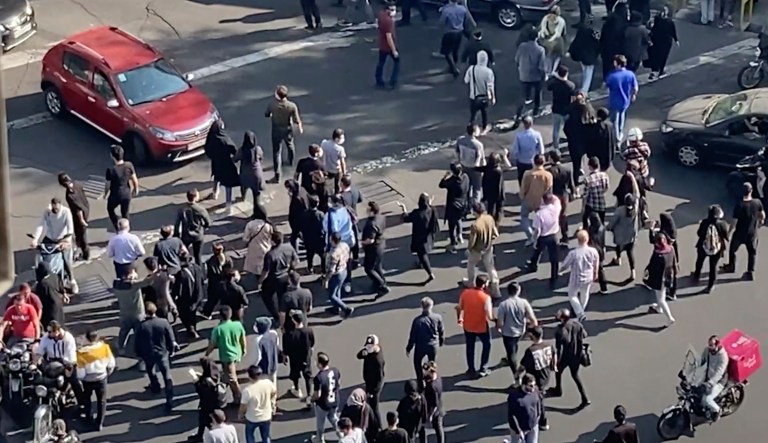 House passes resolution praising ‘bravery, courage, and resolve’ of Iranian protesters