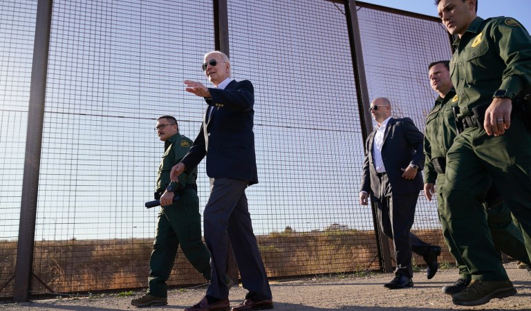 Bipartisan group of mayors to meet with Biden to urge help with migrant surge