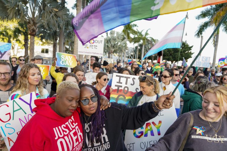 Florida House votes to extend controversial education law