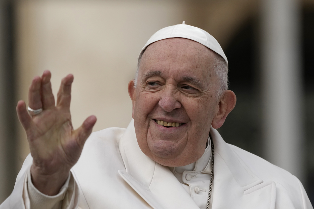 Pope Francis dined on pizza and is expected to leave hospital Saturday: Vatican