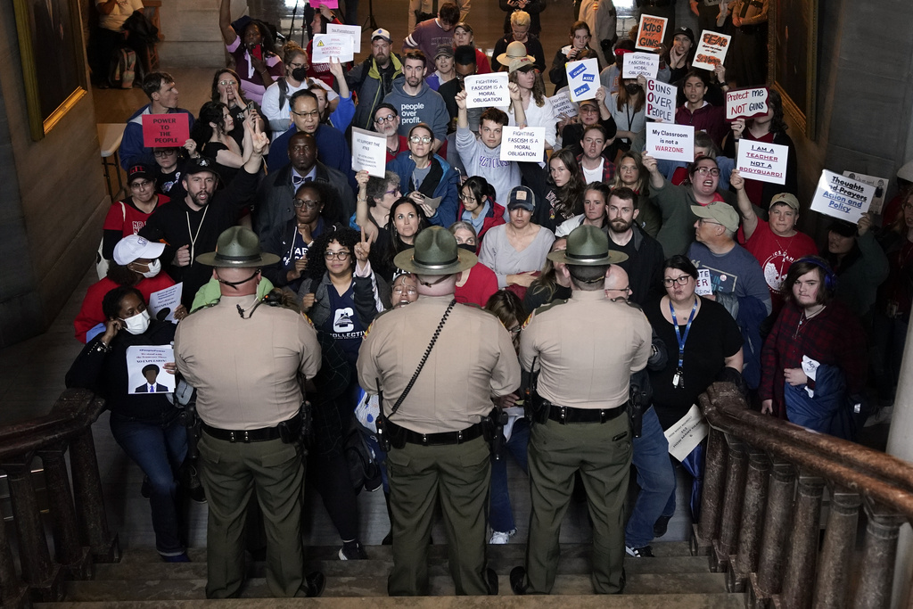 Gun control advocates protest in Tennessee as Republicans debate expelling Democratic lawmakers
