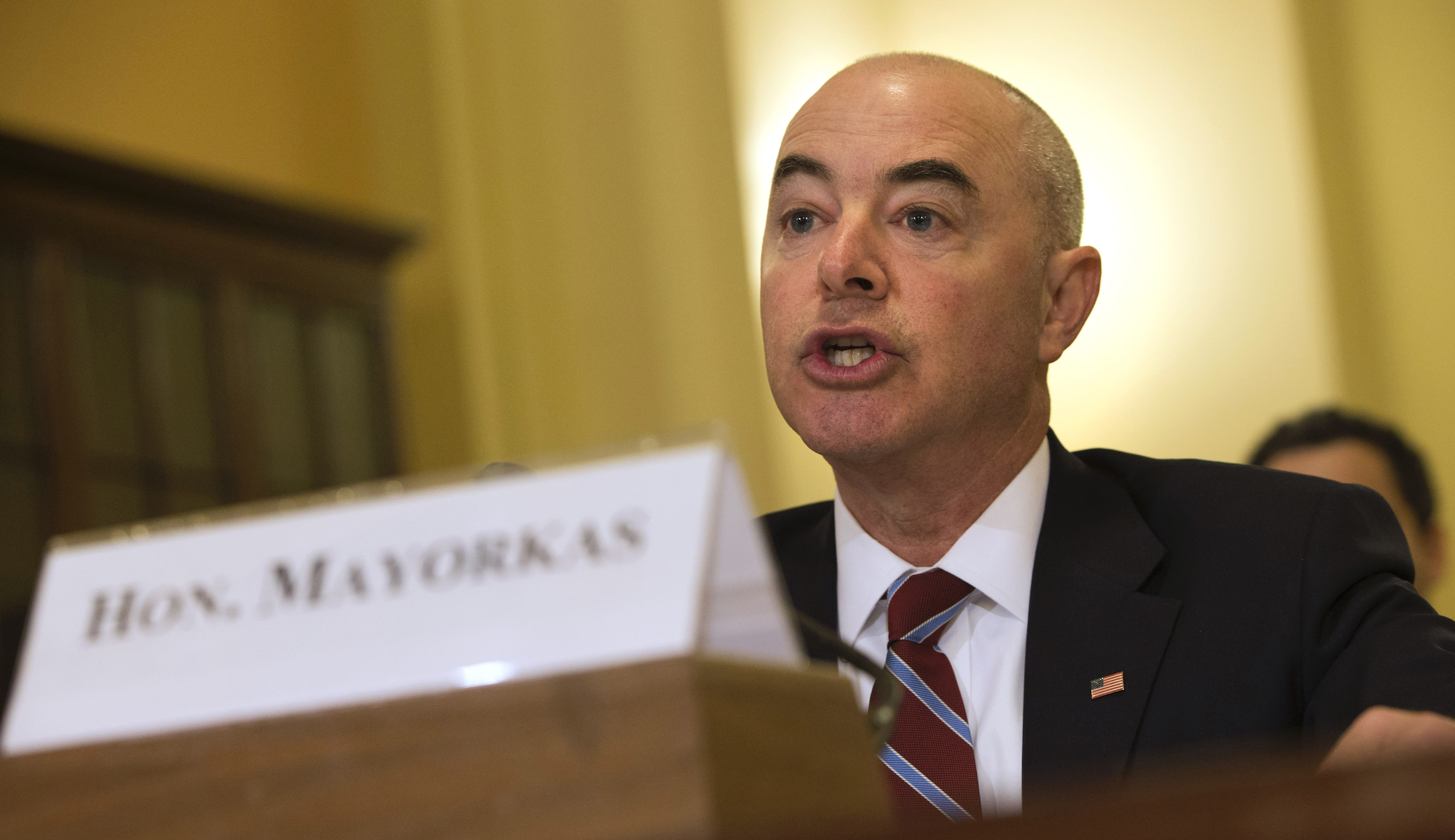 DHS limits ICE and CBP civil enforcement near courthouses