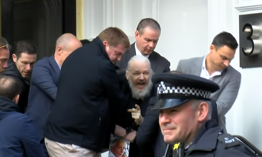 US unseals Assange indictment, revealing he could face 5 years in prison for conspiring with Manning to crack DOD password