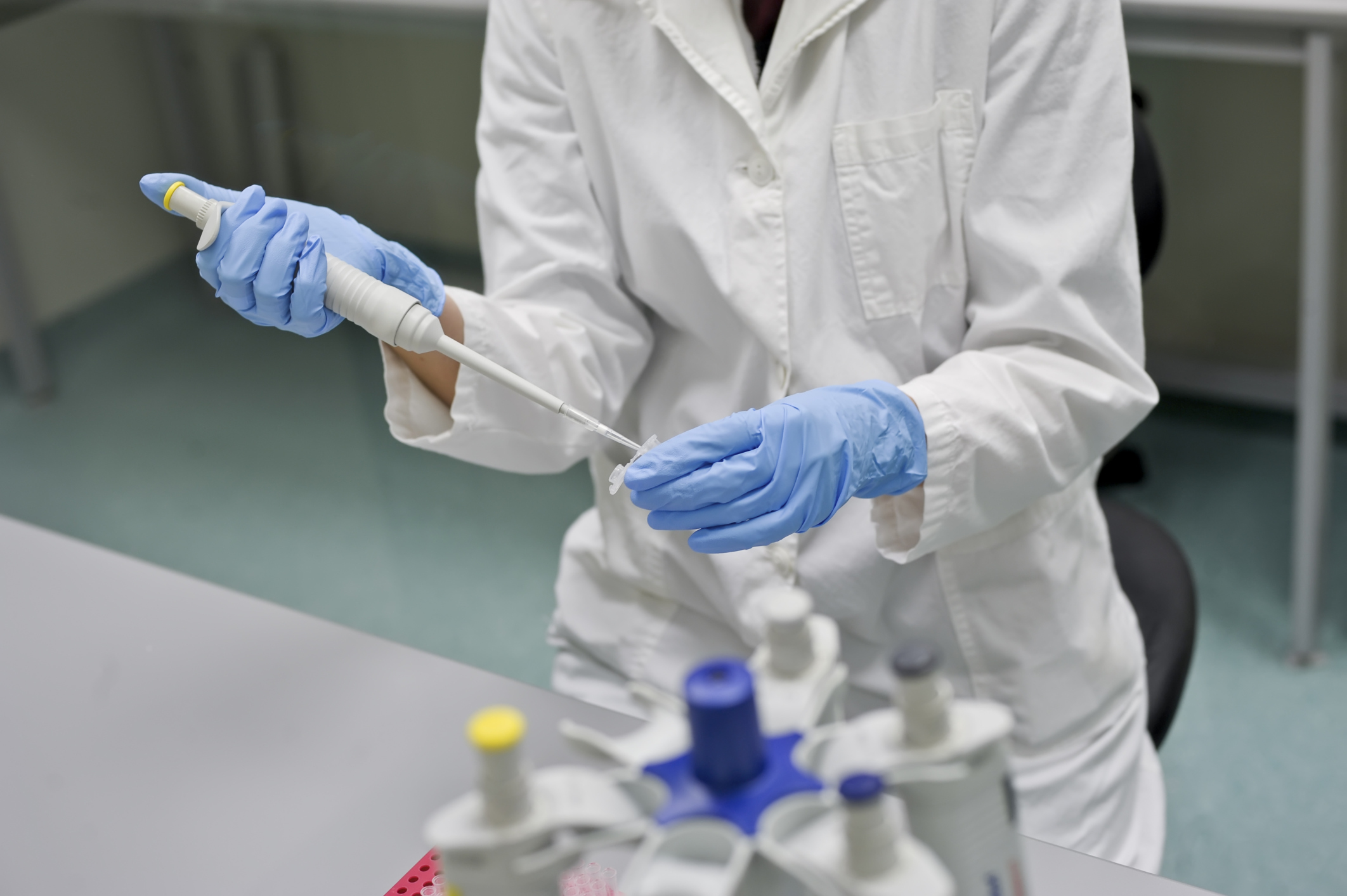 Lab tests pet DNA to help solve crimes