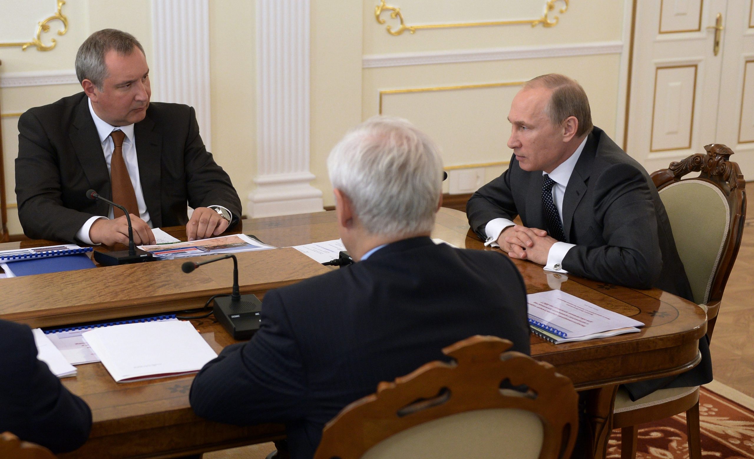 BP warns of impact of Russia sanctions on profits