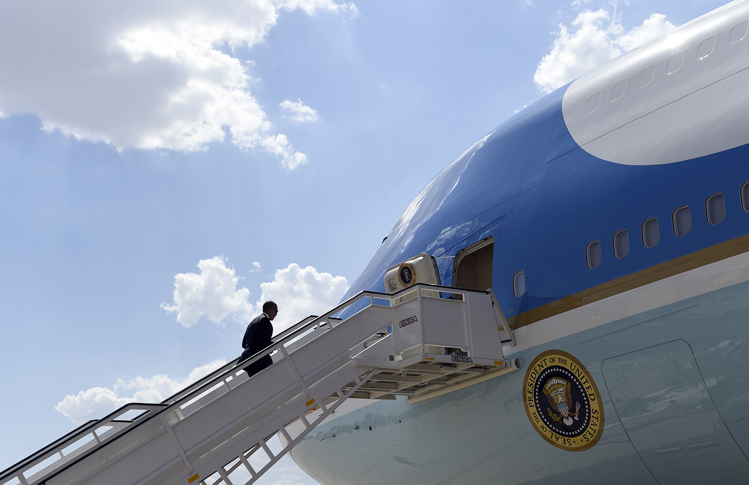 Cruz to fly with Obama to Dallas on Air Force One