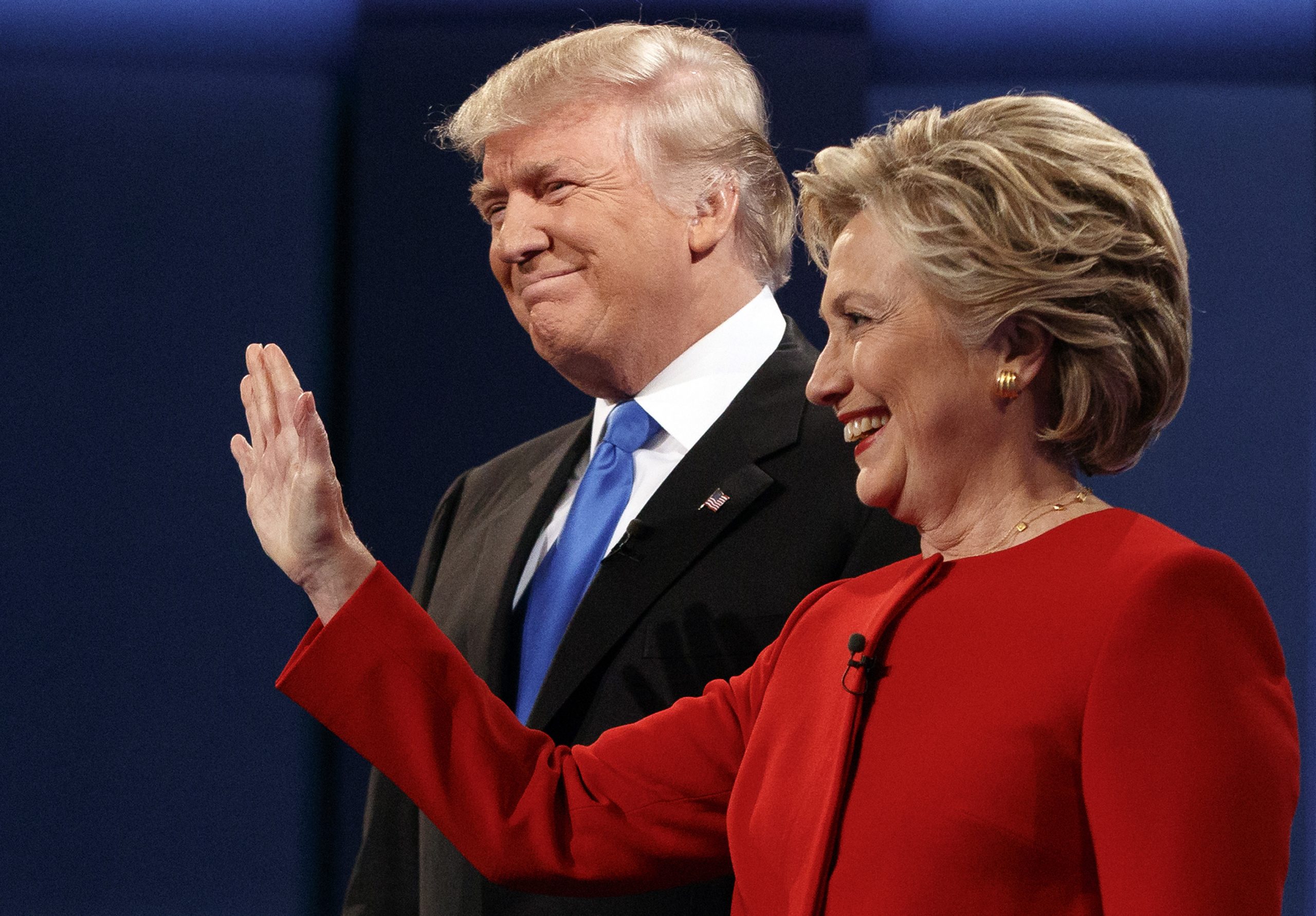 Trump, Clinton foundation controversies absent from first debate