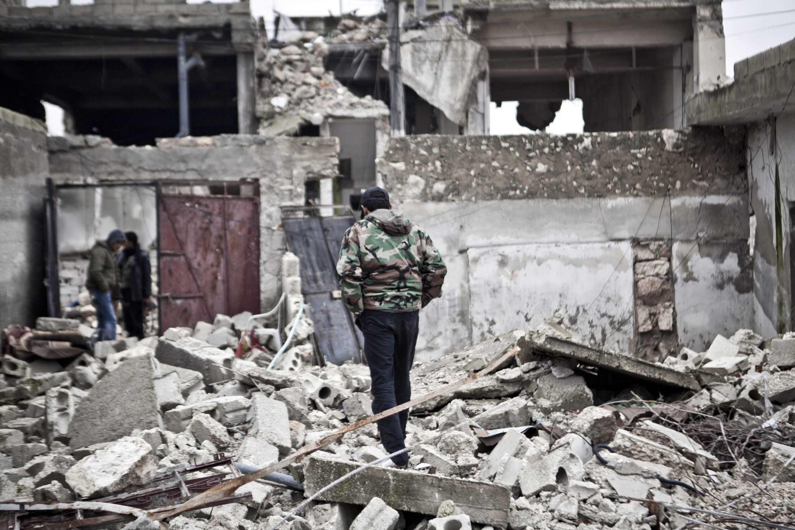 UN envoy to Syria on way to Damascus