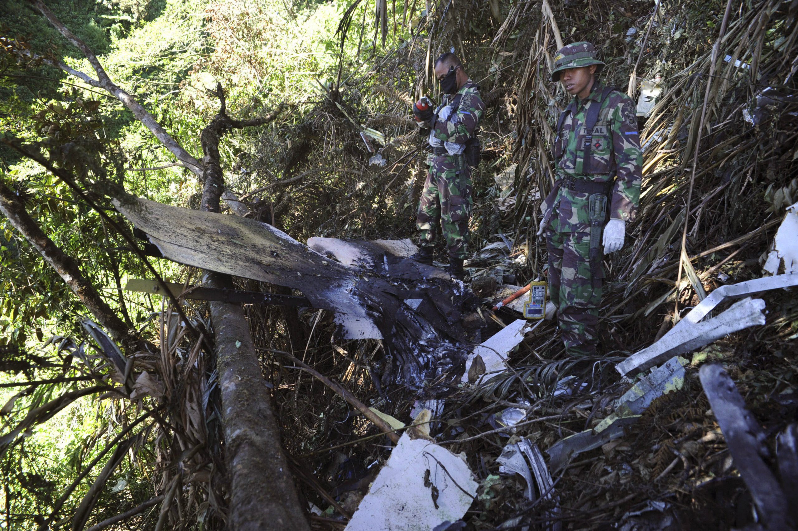 Crew blamed for Russian jet crash in Indonesia