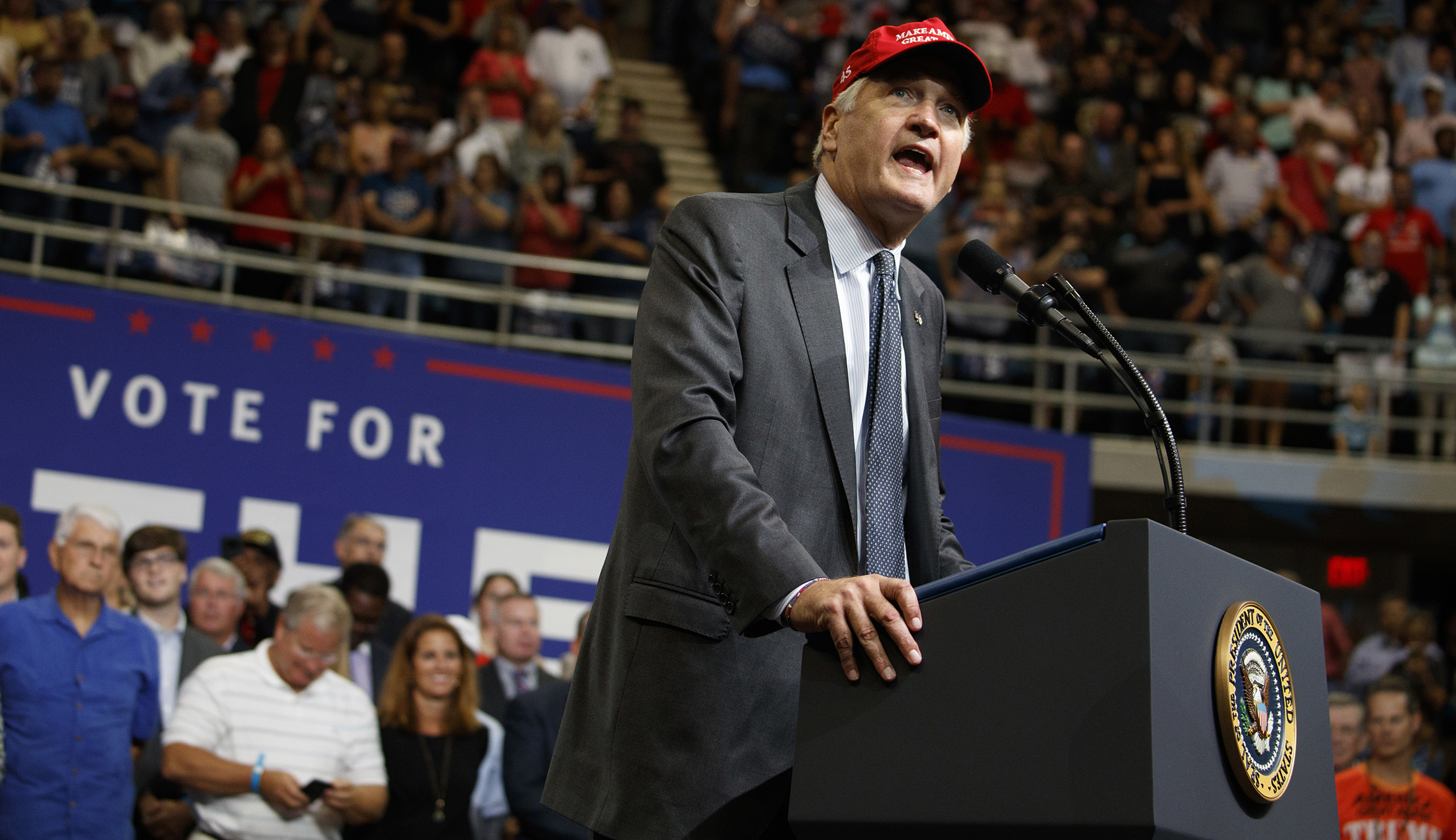 Luther Strange hopes being Trump’s trustworthy and loyal Boy Scout can propel him to victory in Alabama senate race