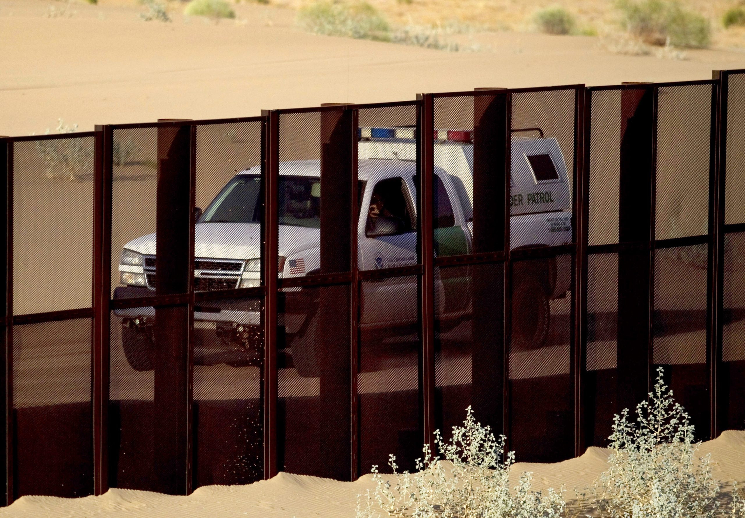 Border Patrol rejects curbs on force