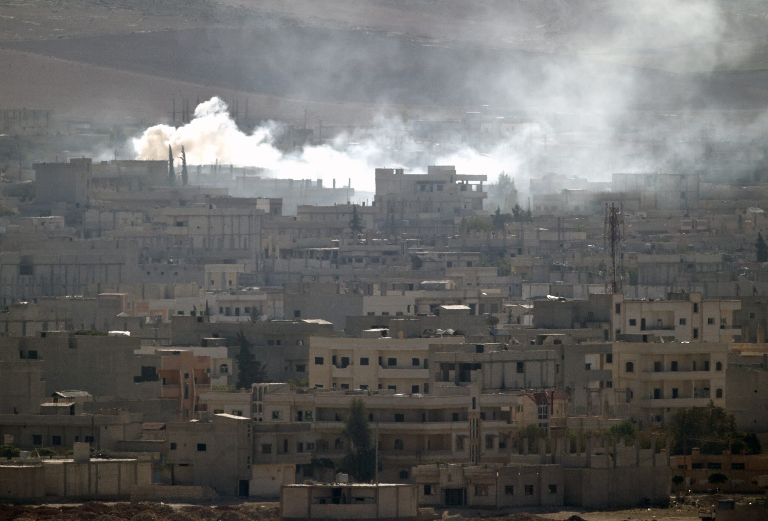 Report: Islamic State used chlorine gas against Iraqi police