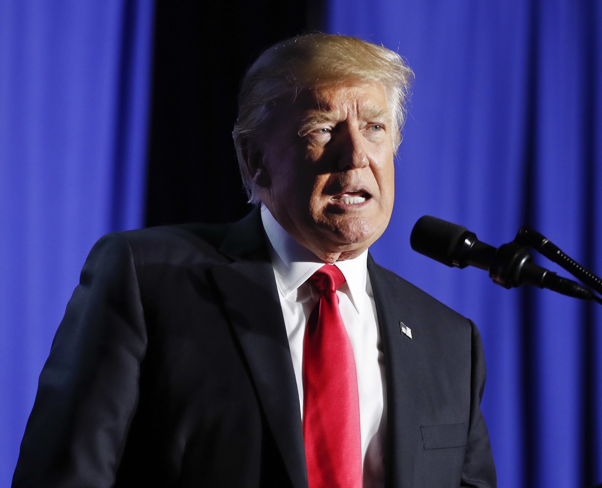 Trump: Chelsea Manning an ‘ungrateful traitor’ for criticizing Obama