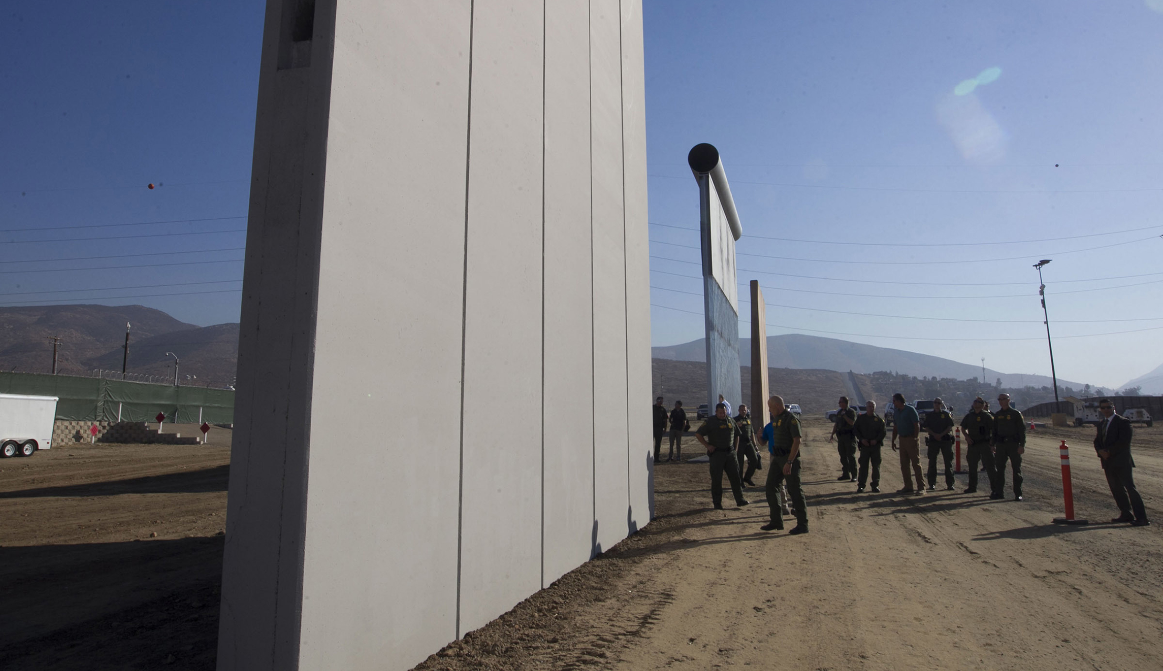Trump’s border wall prototypes: All for nothing?
