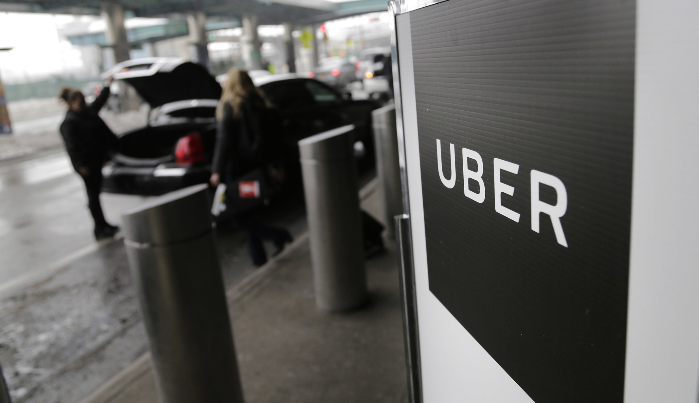 Senate Republicans demand answers on Uber’s data breach