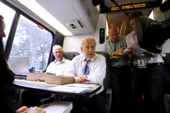 Congressional Democrats prepare proposal for $50 billion in transit assistance
