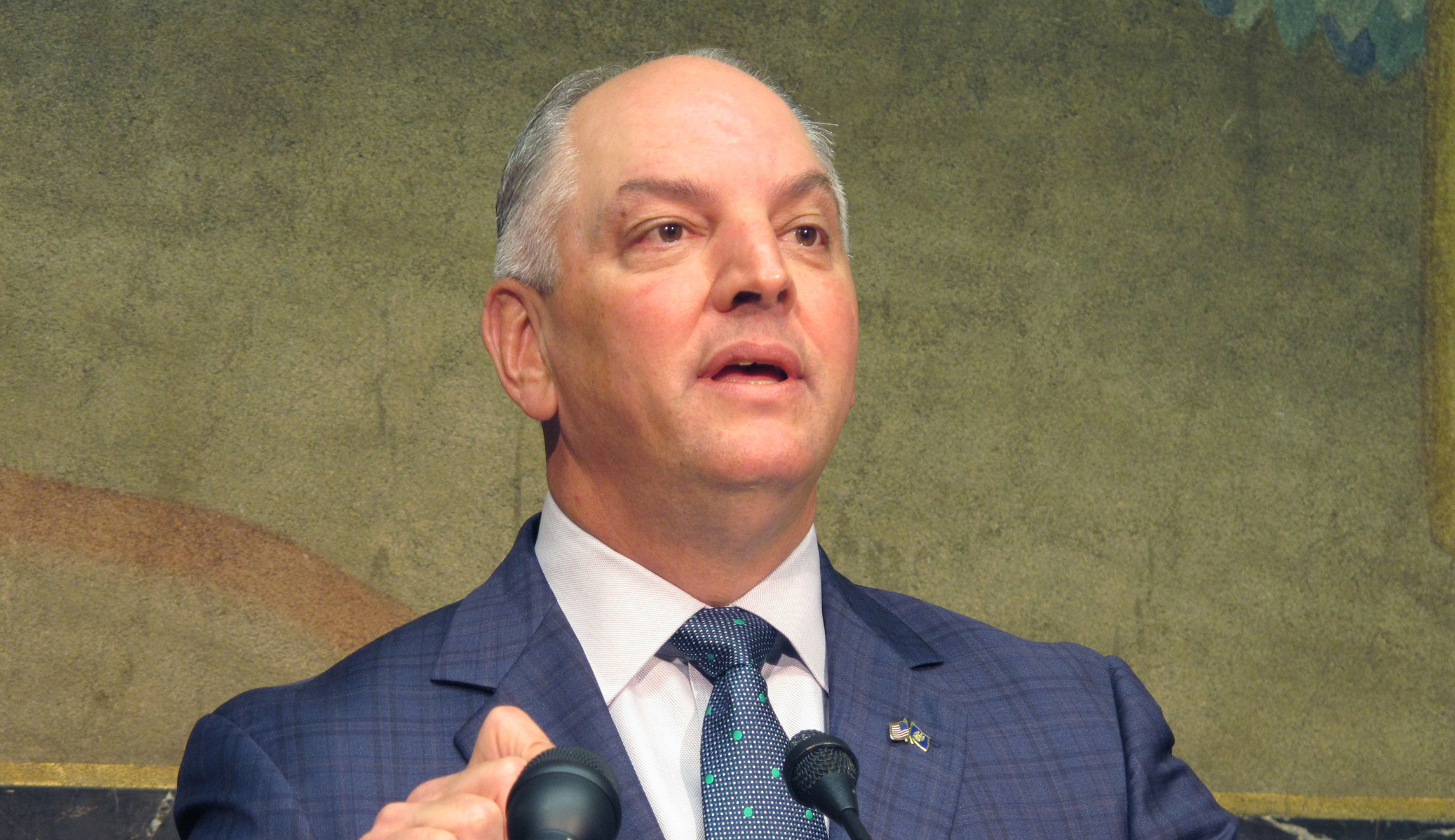 Edwards emphasizes mask mandate for K-12 students