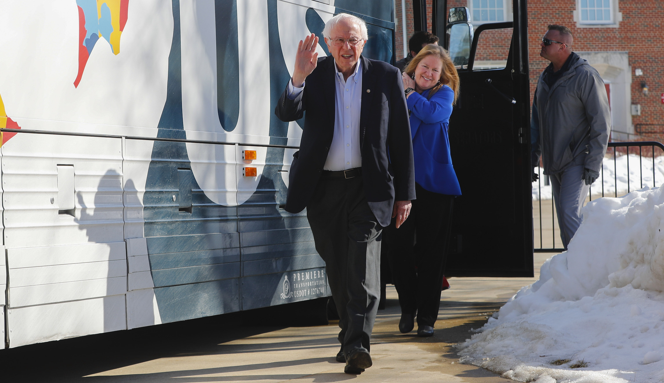 Bernie Sanders outspent rivals on private jets at $1.2M late last year