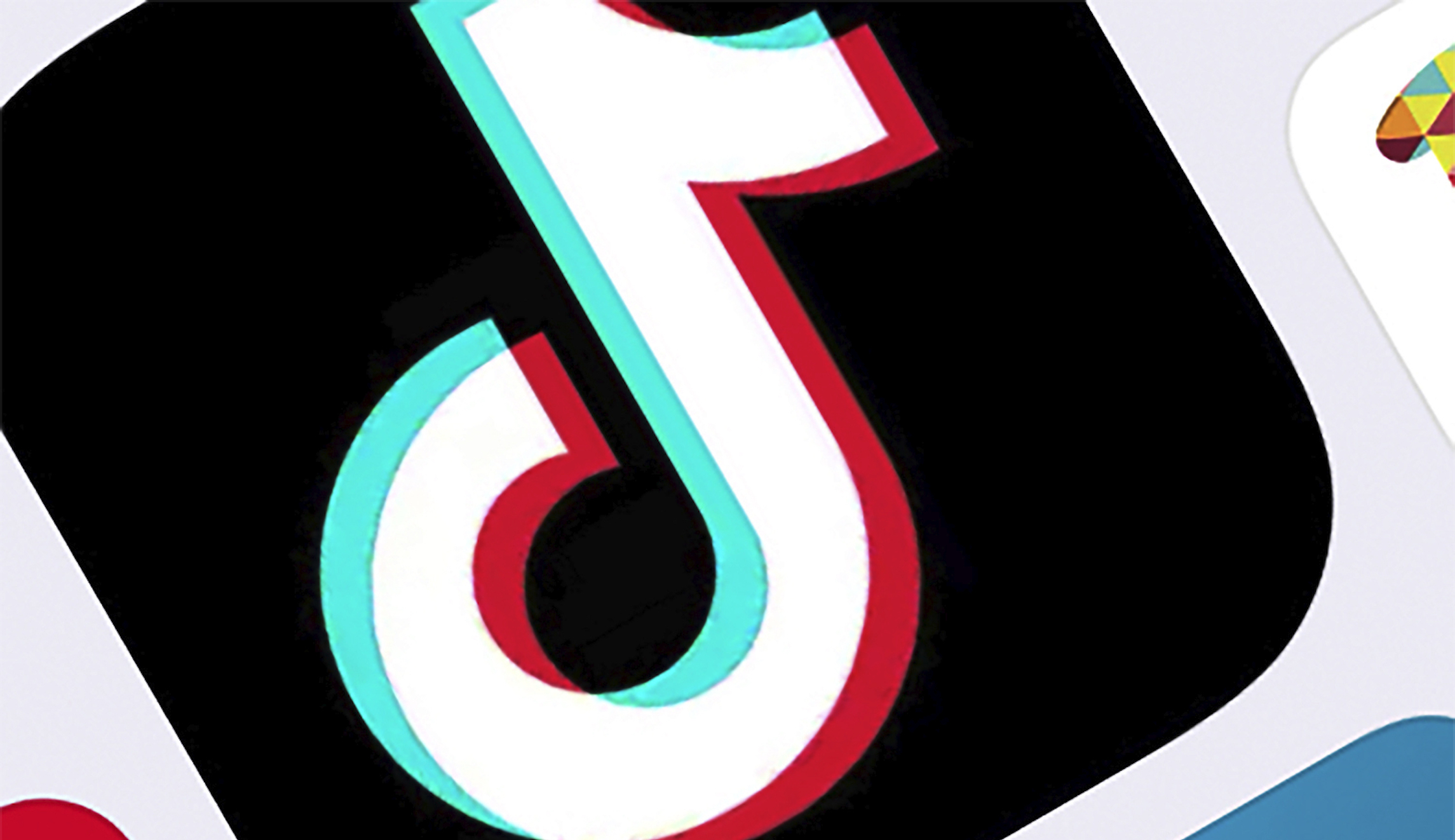 Noem bans TikTok on state devices