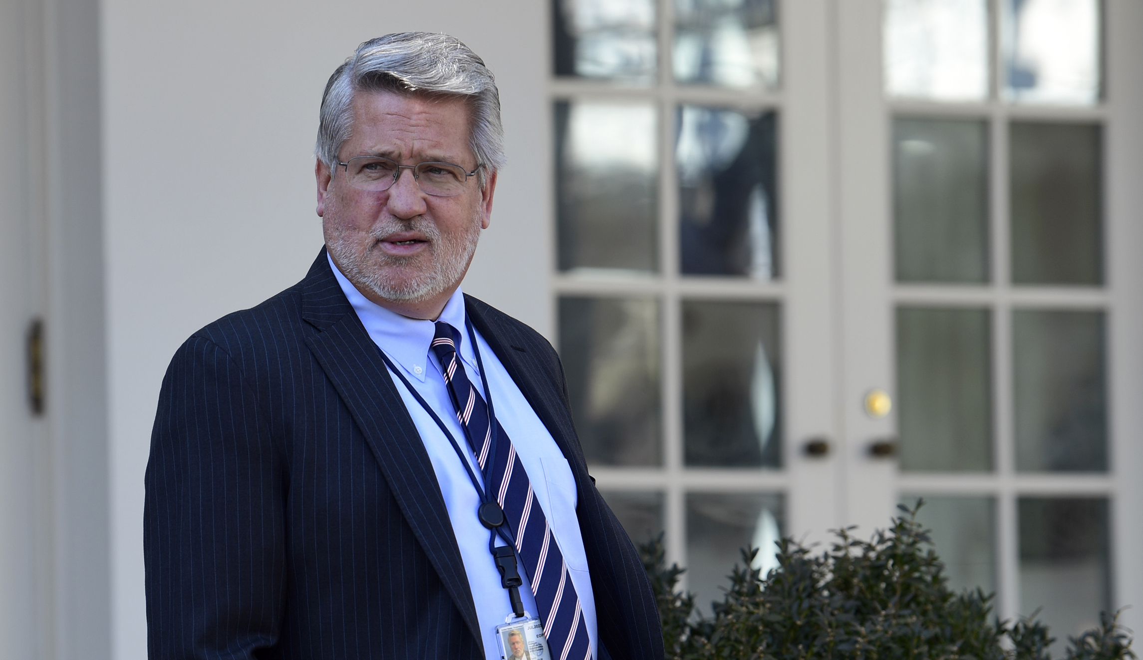 Former Fox News executive Bill Shine quits White House