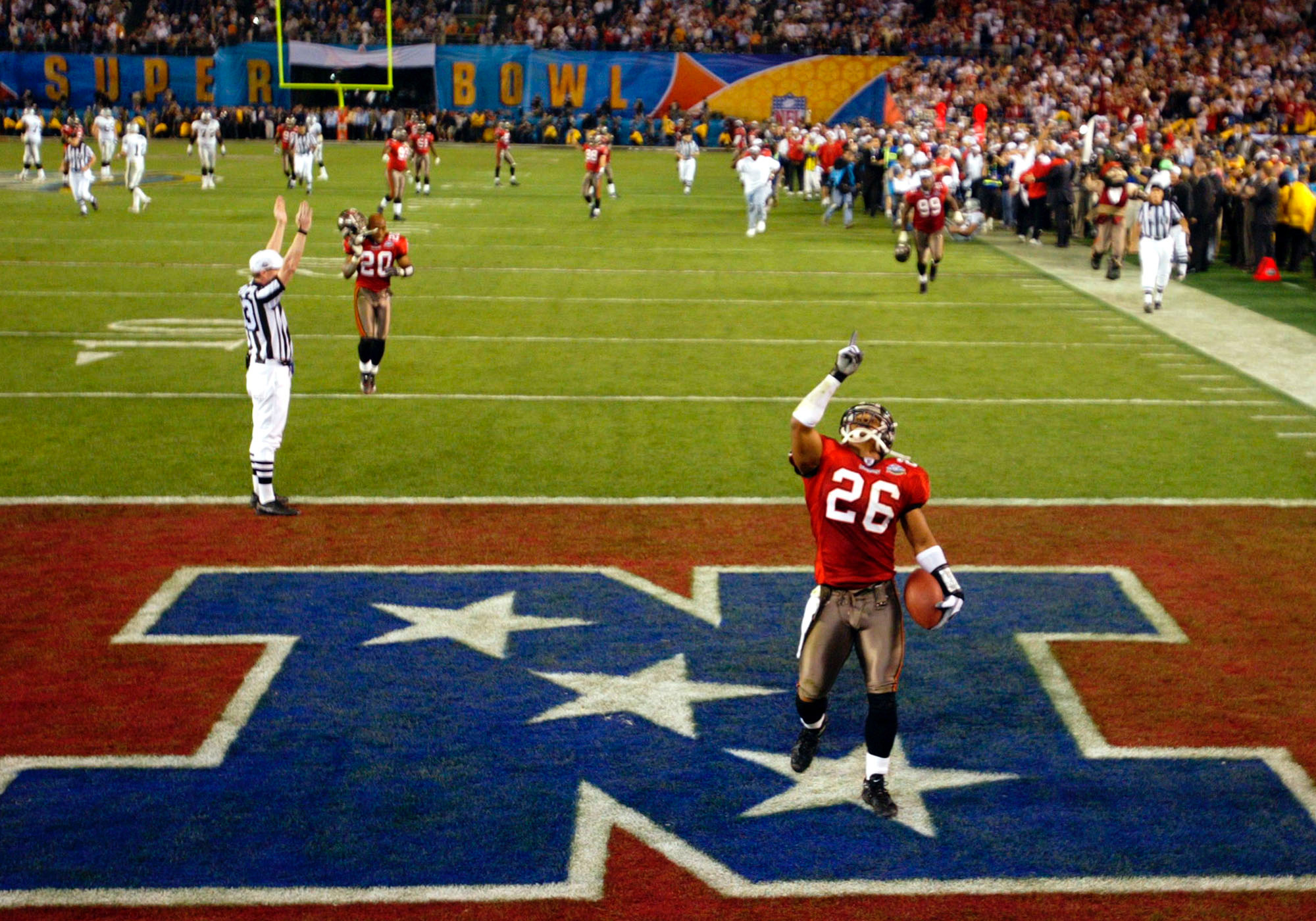 GO FIGURE: Top defenses have best Super Bowls