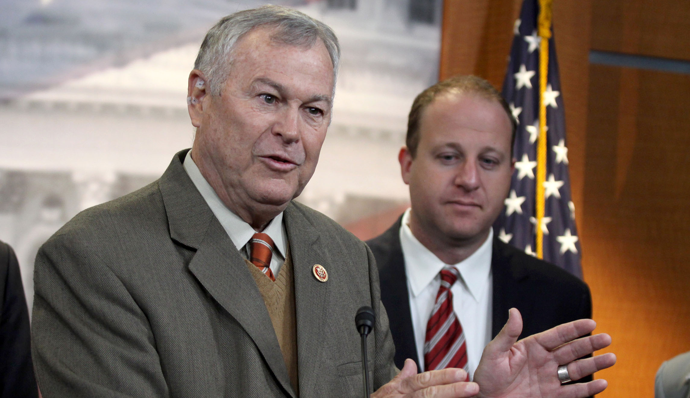 WikiLeaks seeks White House press briefing seat