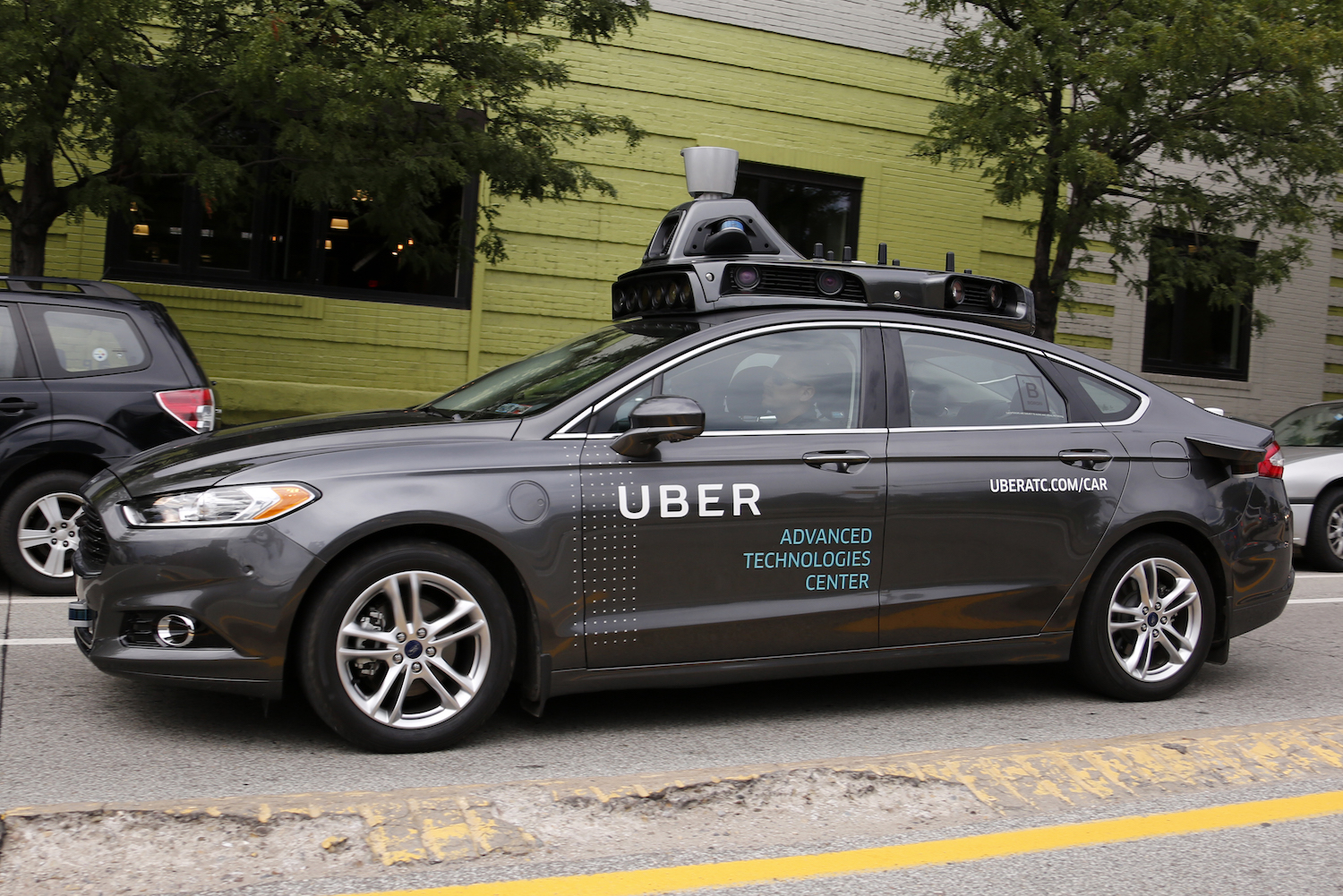 Uber revamps self-driving program as Congress drafts regulations