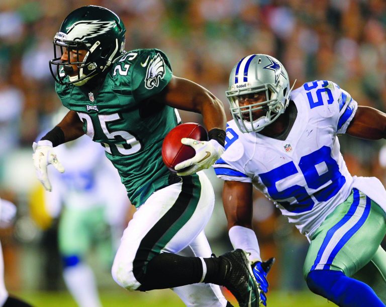 Rich Schultz /Getty Images
Eagles running back LeSean McCoy has rushed for 705 yards but only two touchdowns this season, averaging 4.4 yards a carry.