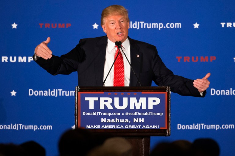 Republican presidential candidate Donald Trump speaks during a campaign stop at the Radisson Hotel, Friday, Jan. 29, 2016, in Nashua, N.H. (AP photo/John Minchillo)