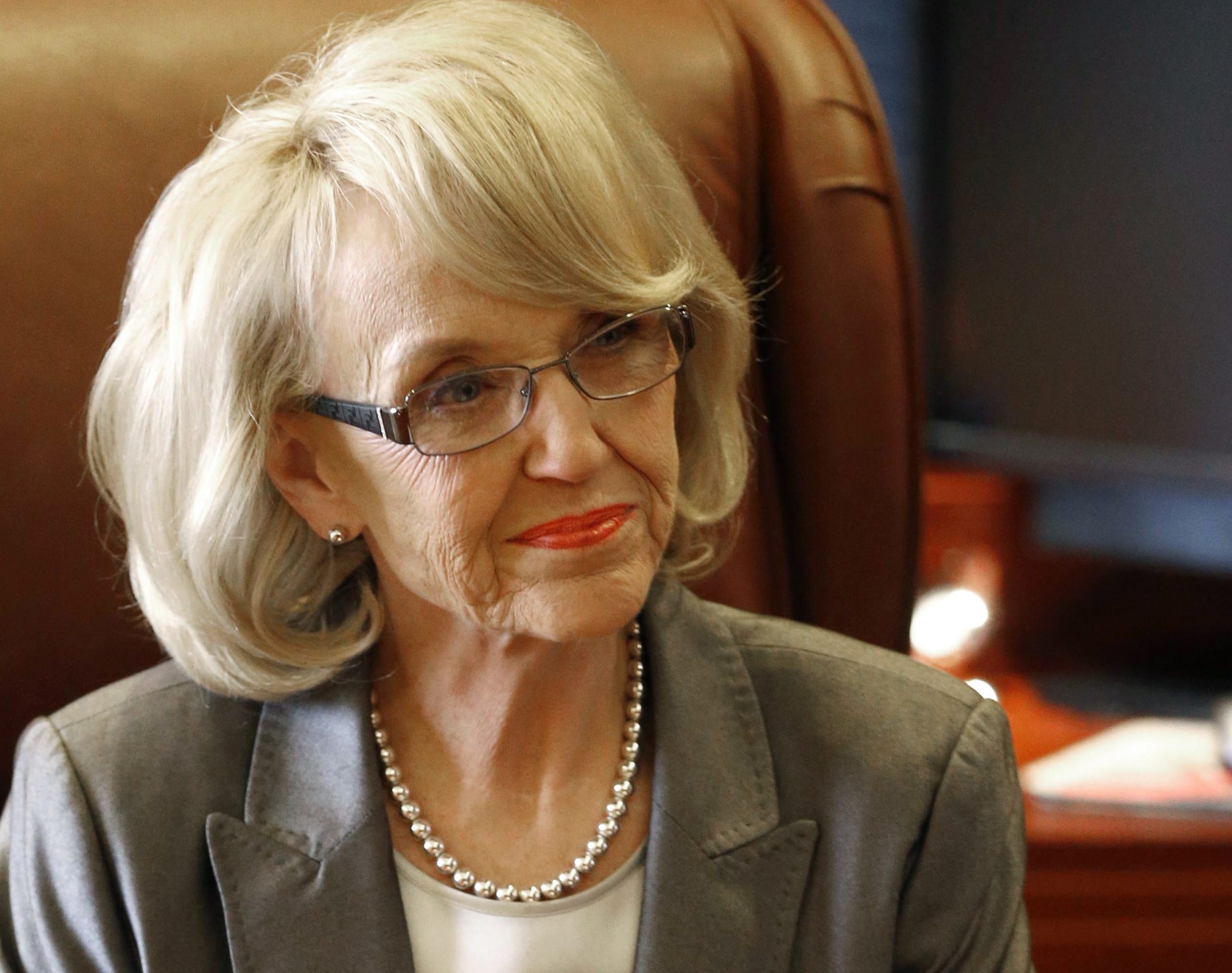 Arizona Gov. Jan Brewer rams through Obamacare’s Medicaid expansion