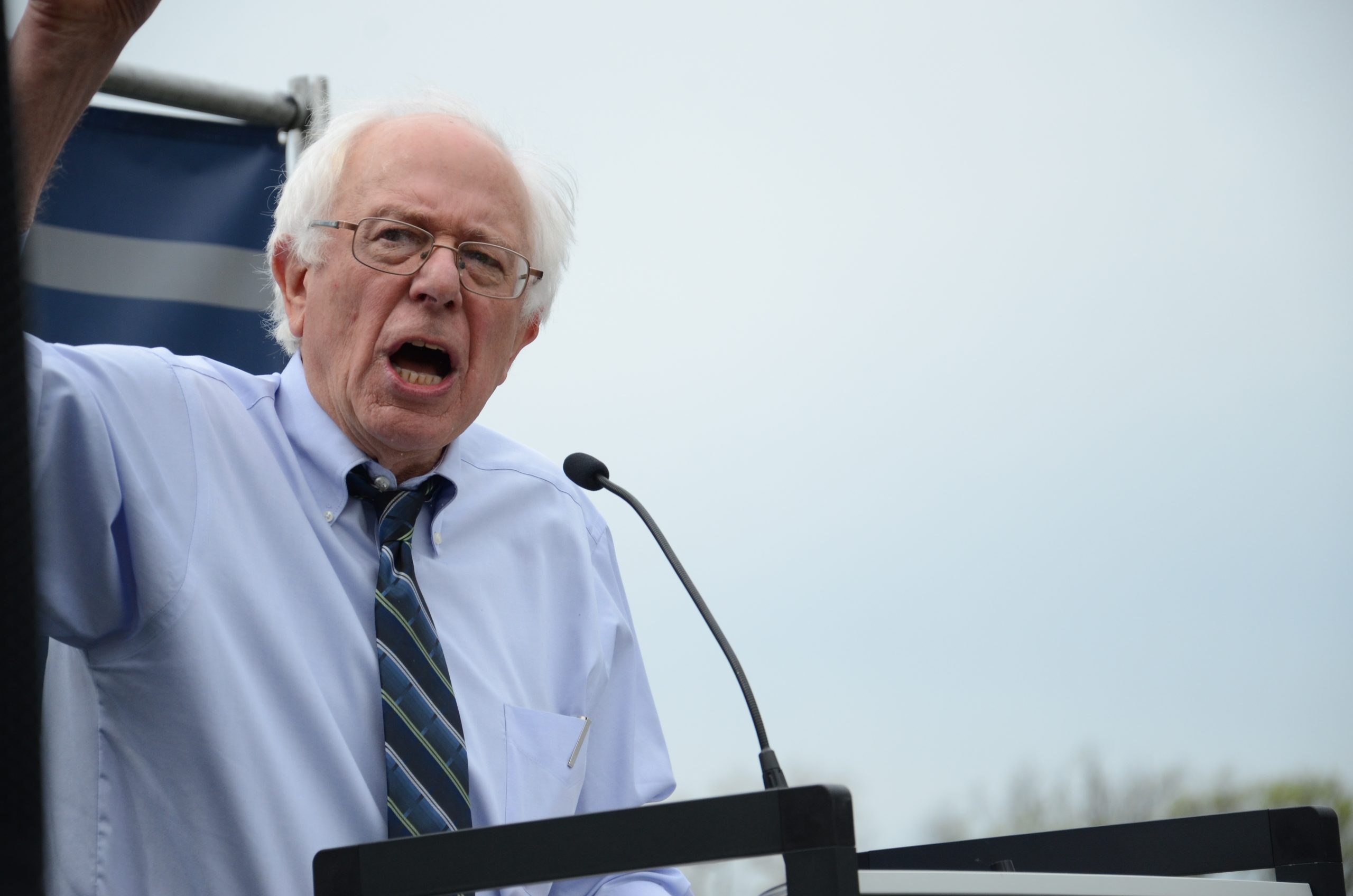 Study: Sanders’s Tax Plan Would Reduce Americans’ Incomes by a Sixth