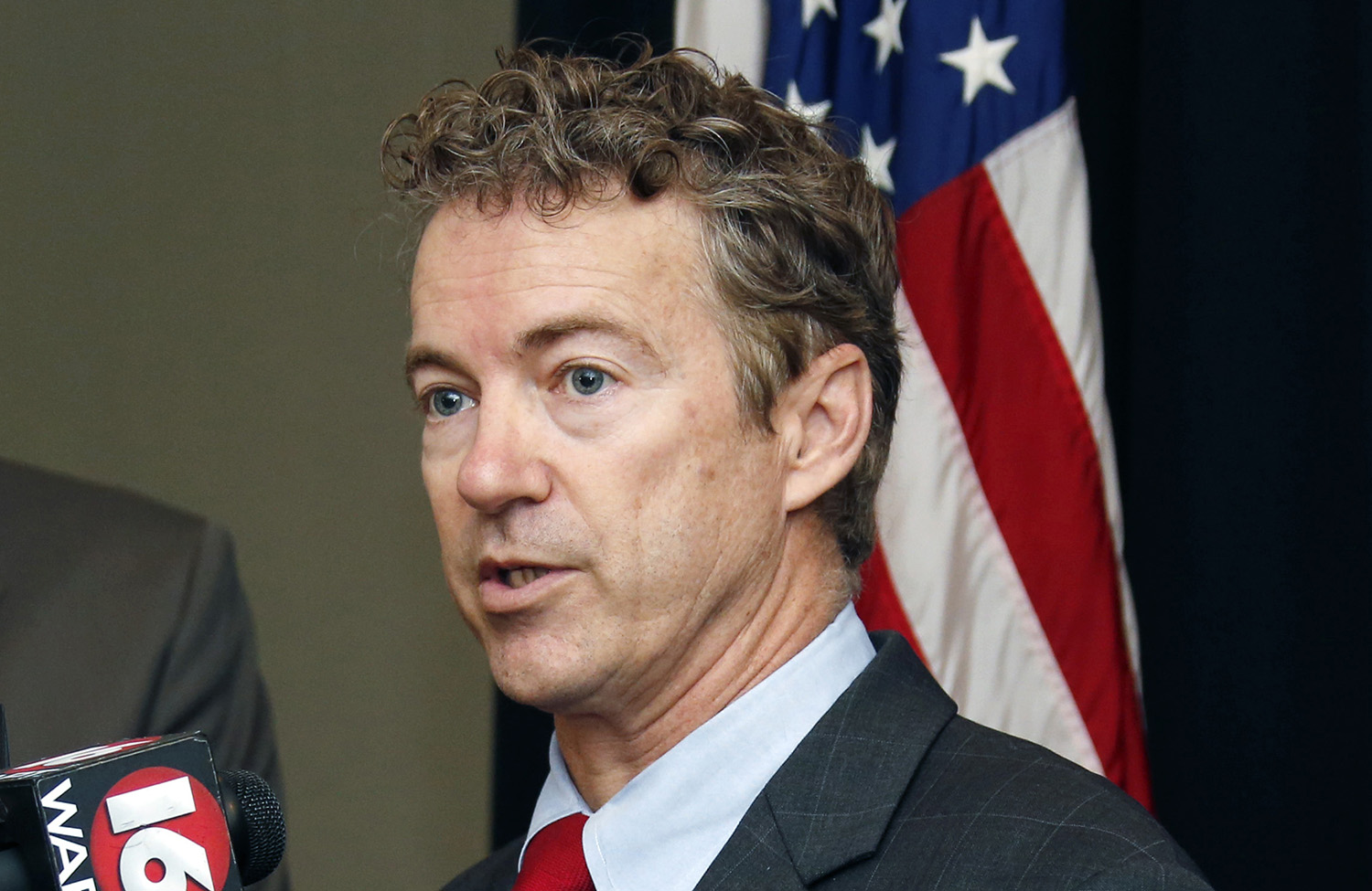 Bipartisan group of senators wants classified briefing on Yemen raid