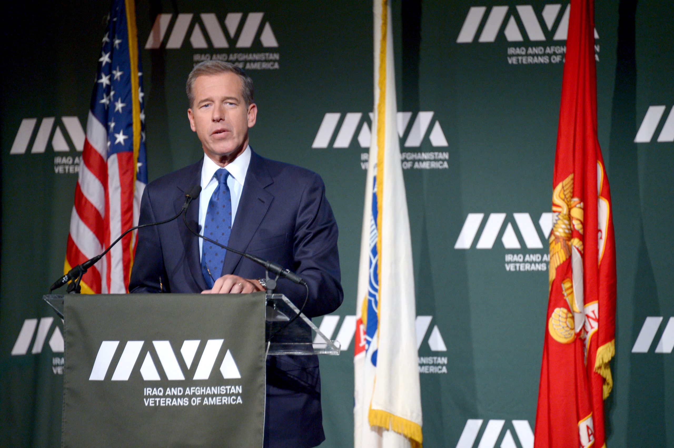 Most Democrats, liberals want Brian Williams to return to NBC News anchor chair
