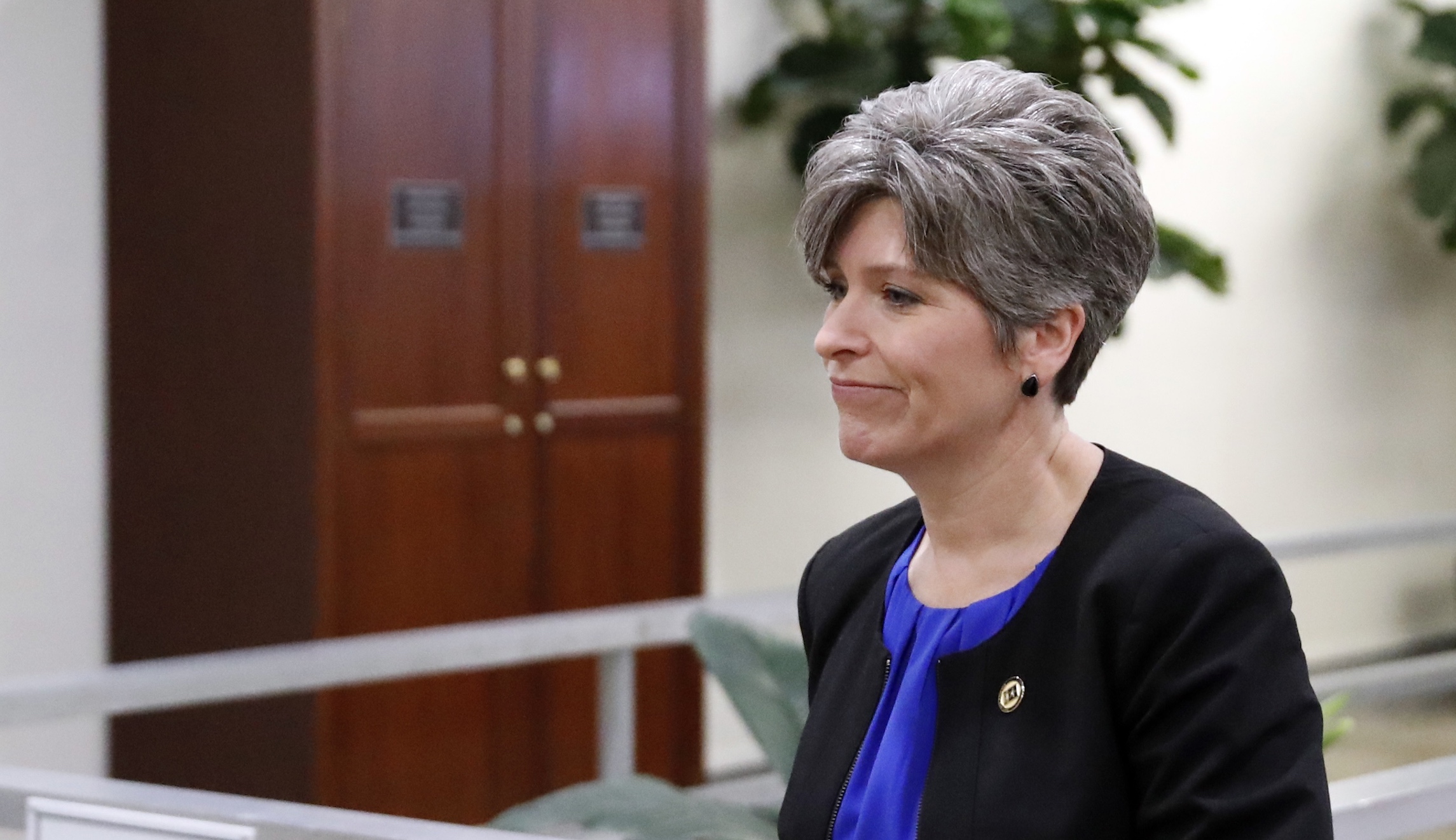 Iowa Sen. Joni Ernst is getting divorced