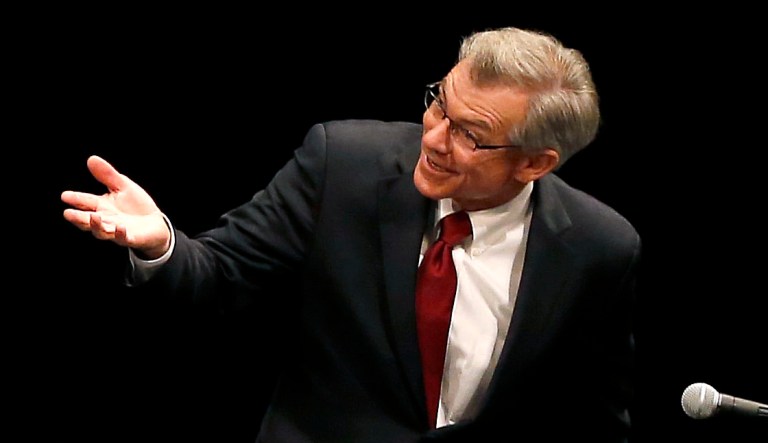 Dem challenger calls on Rep. David Schweikert to dump top aide amid ethics investigation