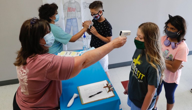 Most schools likely to be slow to adopt LA-style vaccine mandates for students
