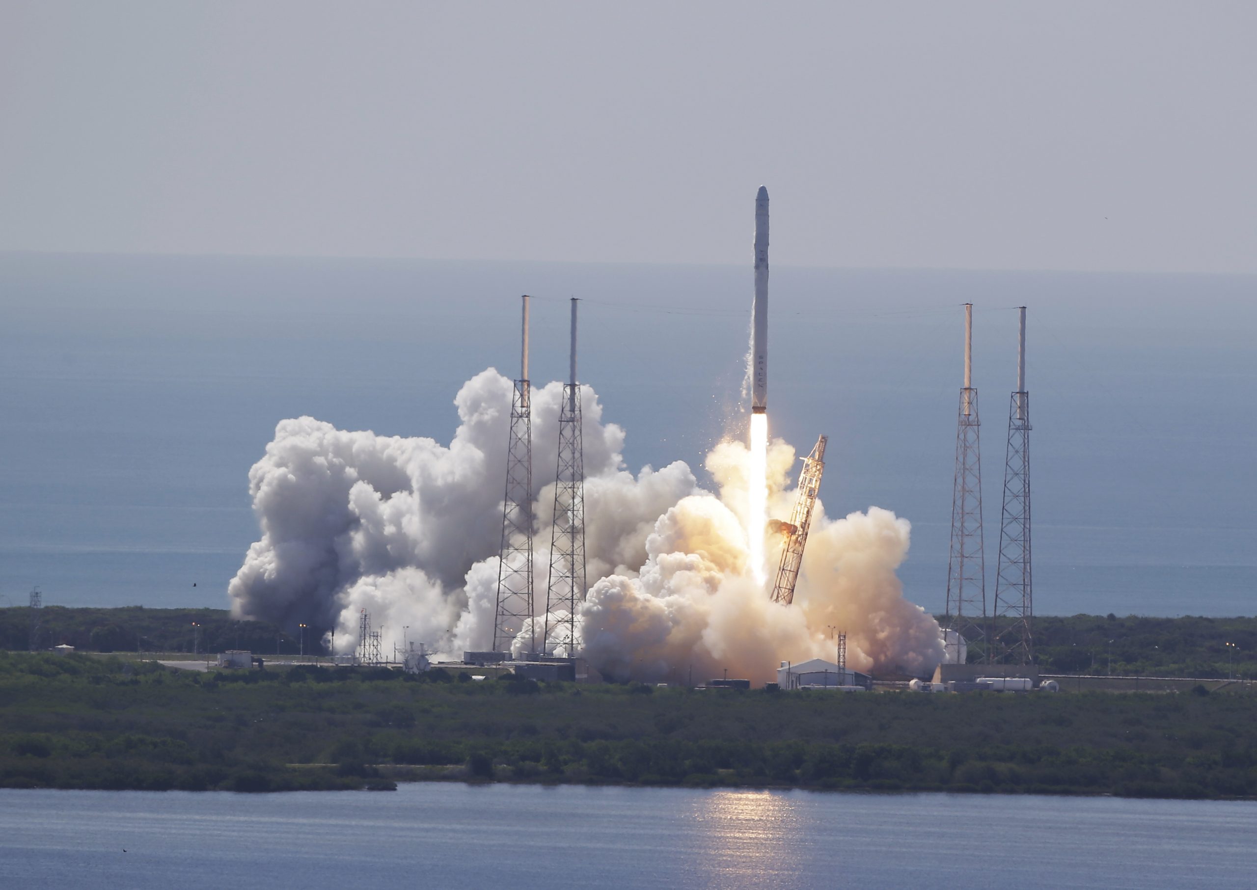 Lawmakers fight over Russian engines about politics, not threats