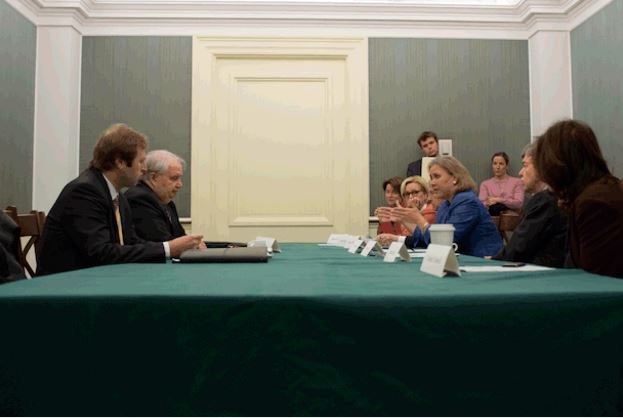 McCaskill: ‘No Contradiction’ Over Russia Meeting Tweets