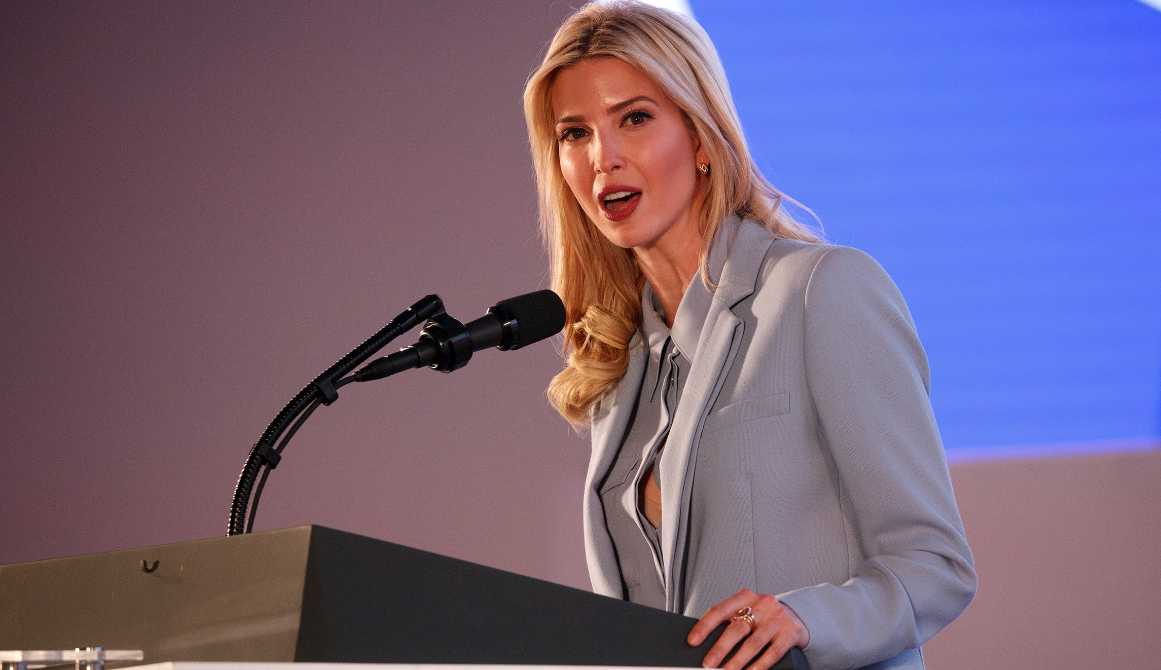 Labor secretary praises Ivanka Trump for work on apprenticeship program