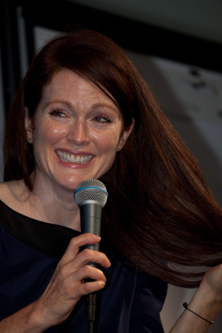 Moore says she doesn’t attract Palin fans