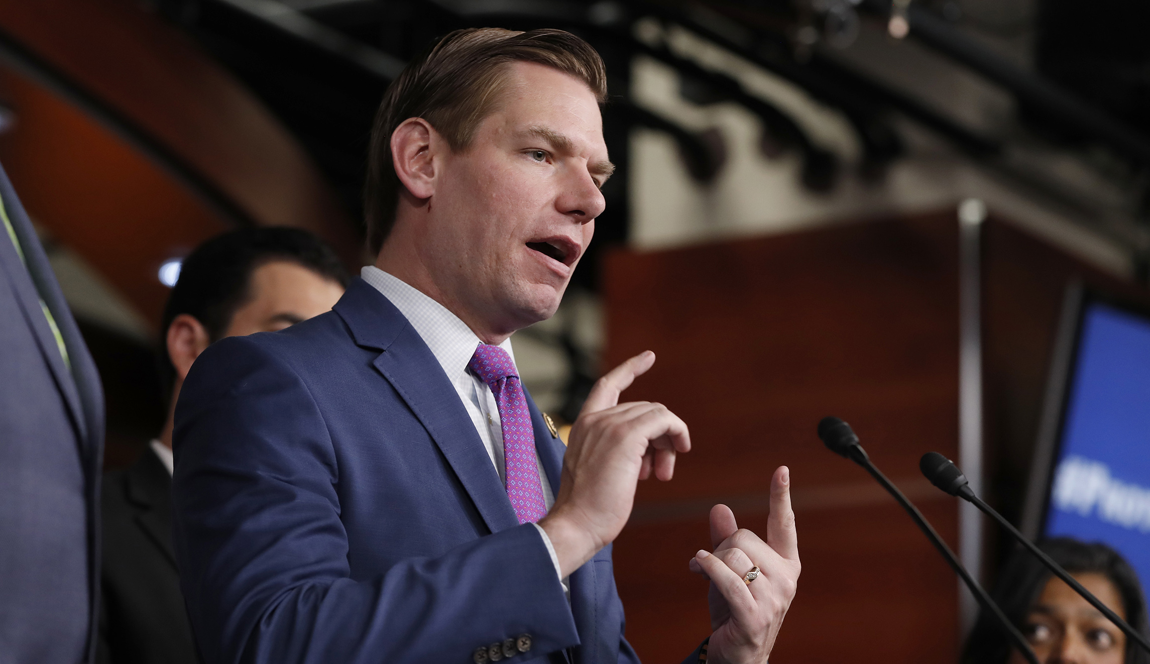 Democrats rage at Trump’s refusal to release rebuttal memo