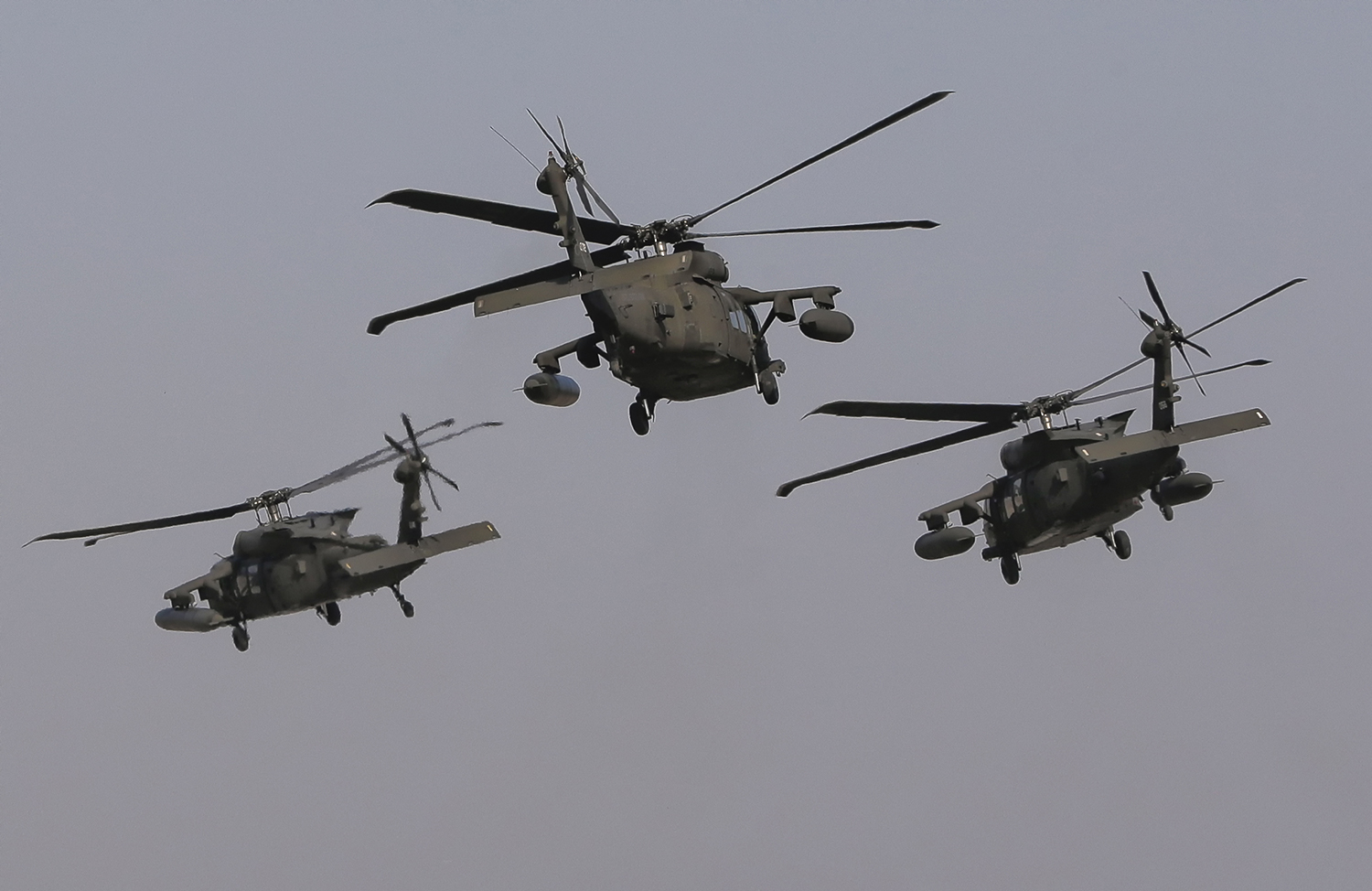 Army identifies crew in Black Hawk crash