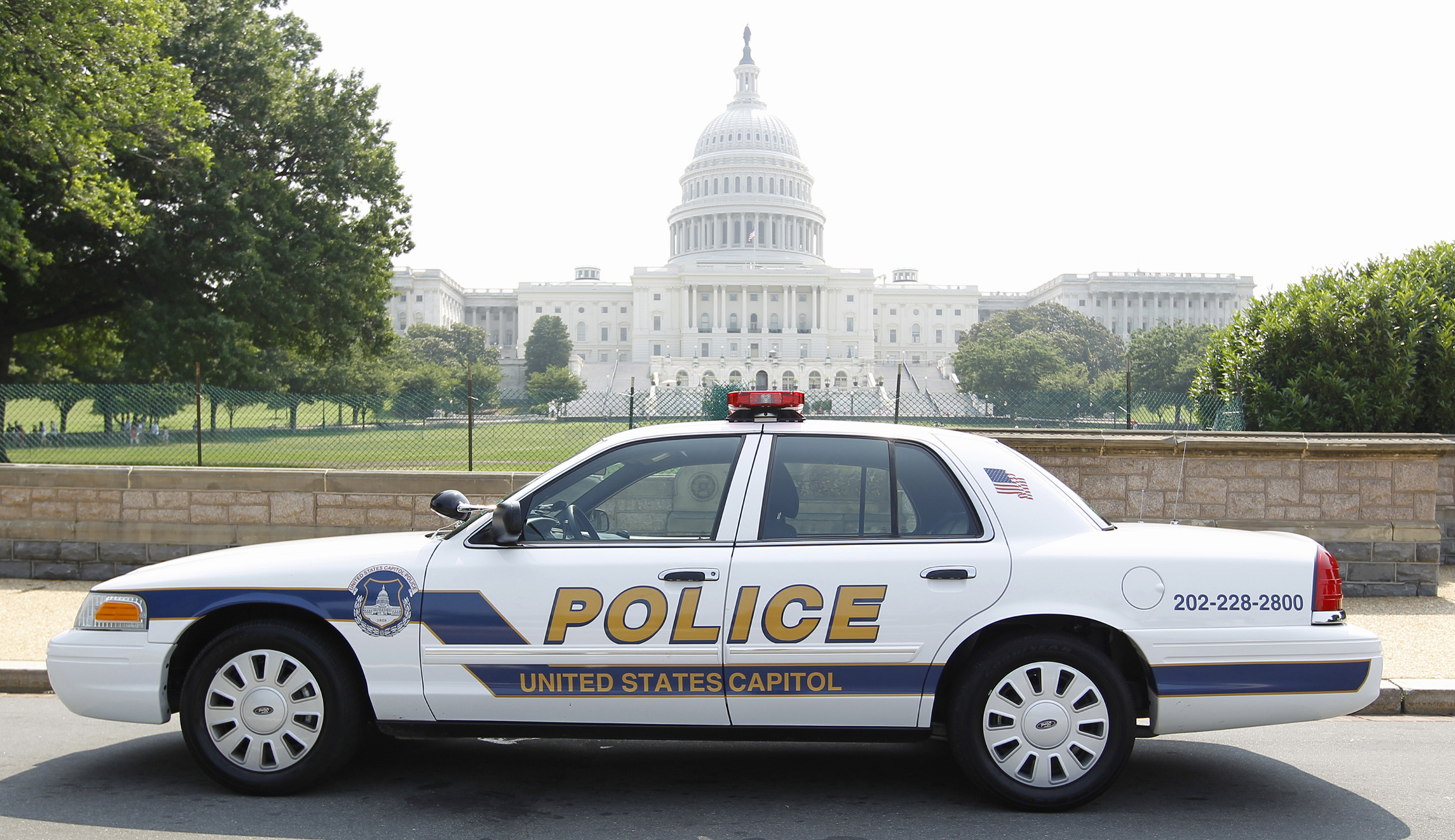 Capitol Police: Suspicious vehicle crash not related to terrorism