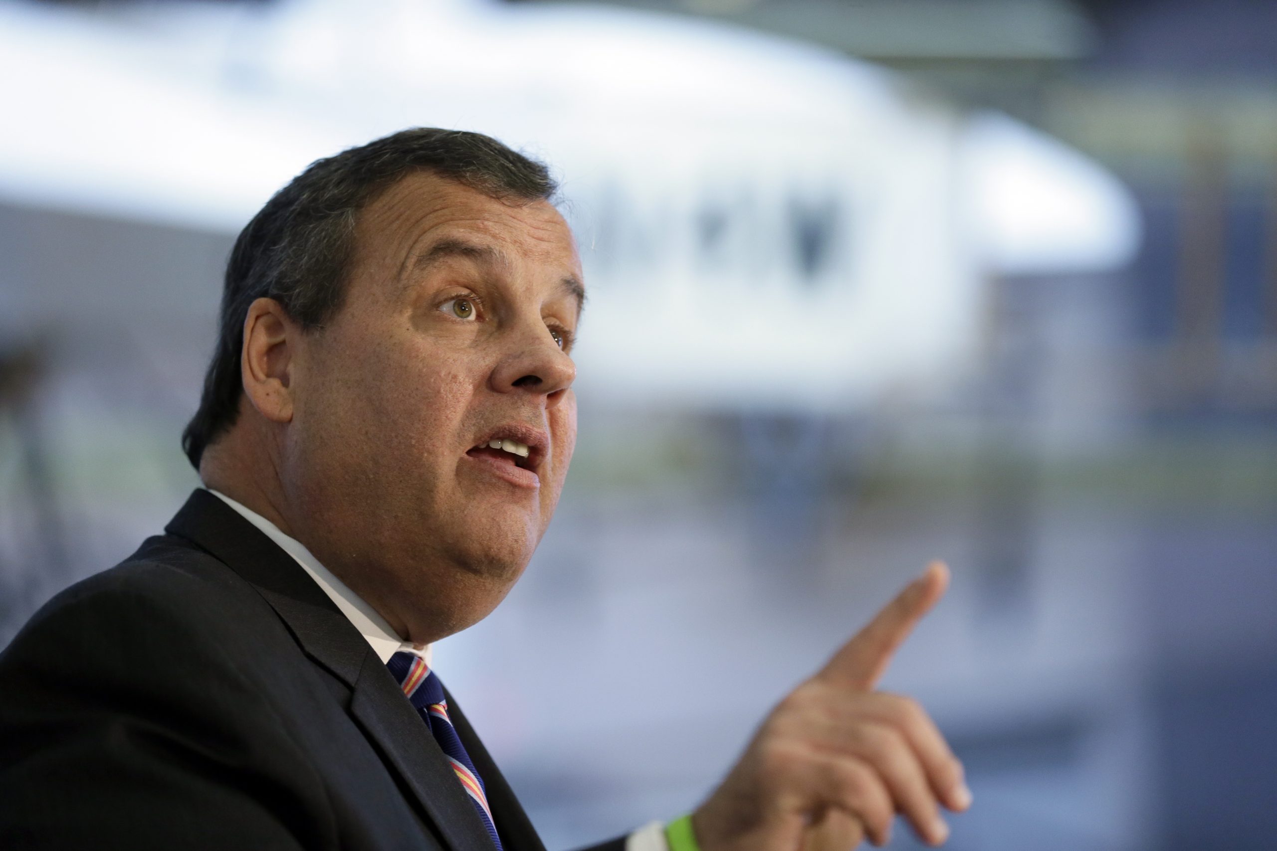Christie: Clinton is ‘desperate for power’